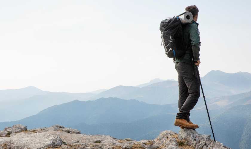 Ikut Menjelajah Dimensi Lain dalam Pendakian Gunung